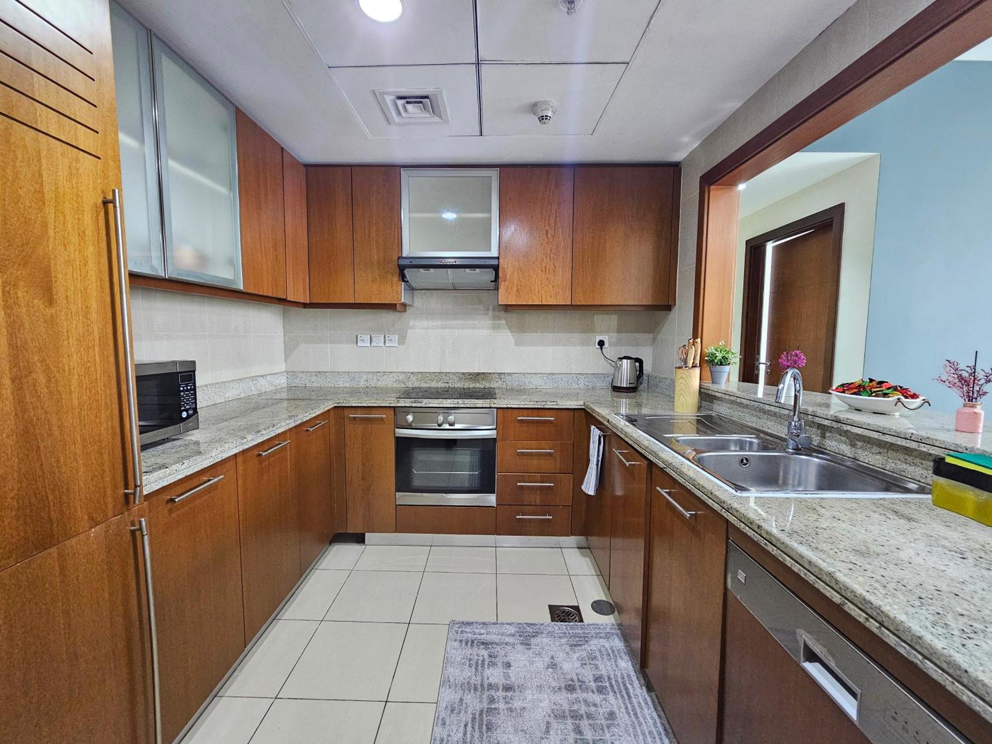 Trinity Holiday Homes - Standpoint Tower Downtown Дубай Екстериор снимка