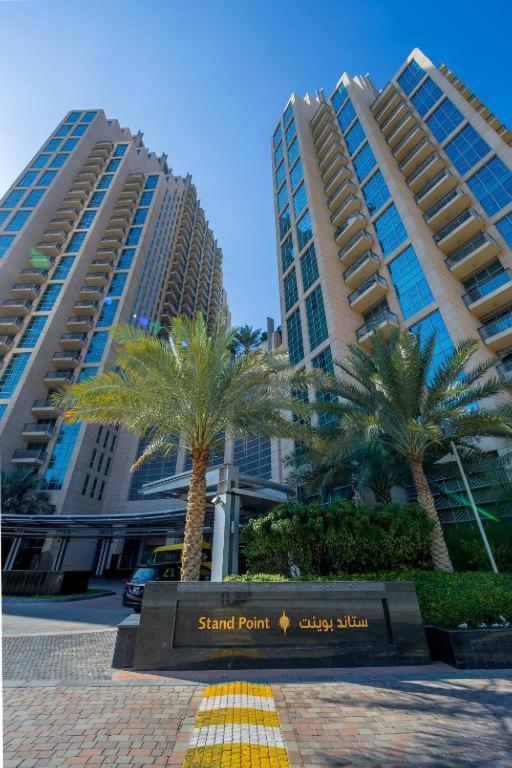 Trinity Holiday Homes - Standpoint Tower Downtown Дубай Екстериор снимка